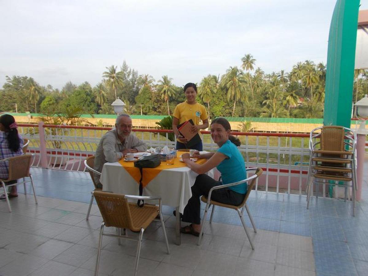 Alliance Resort Hotel Chaung Thar Eksteriør billede